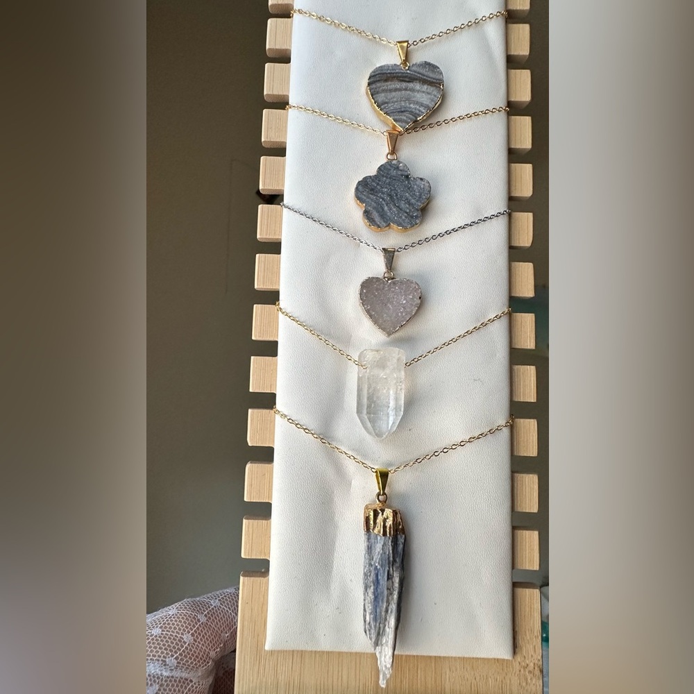 RARE✨Crystal Necklaces✨FOR MY SPIRITUAL CRYSTAL LADIES
